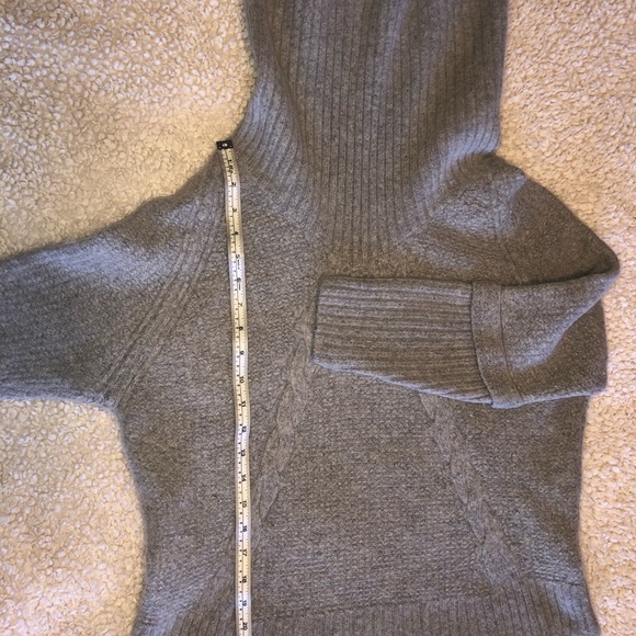 Massimo Dutti angora sweater - Picture 2 of 5